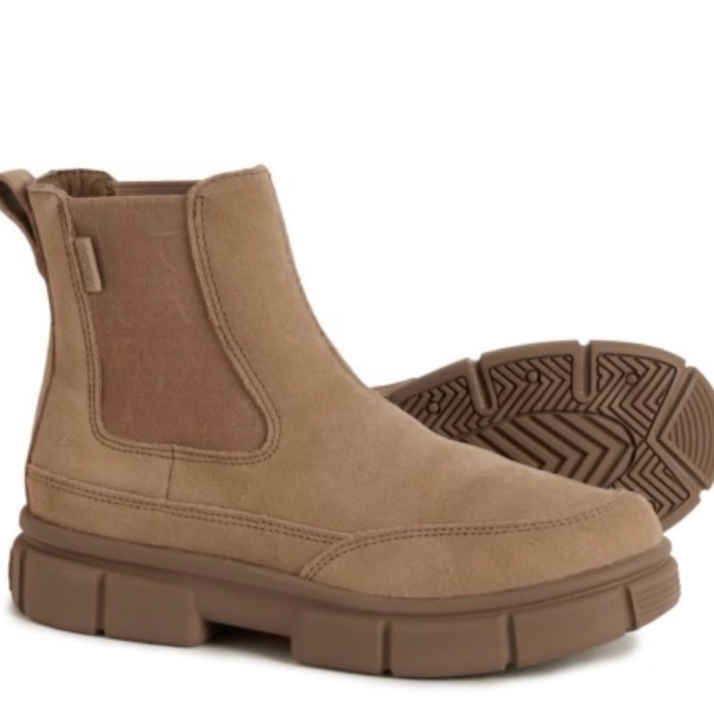 Sorel explorer STRT Chelsea Boot, size 5.5